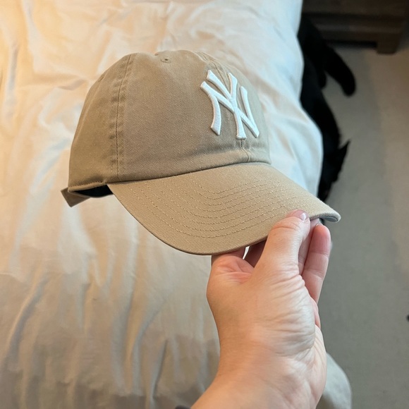 New York Yankees & blue jays cap ‘47 adjustable - Picture 4 of 7